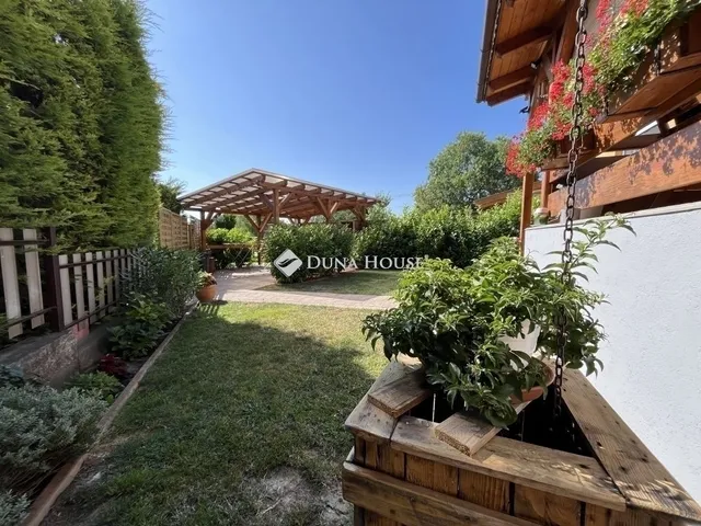 Eladó ház Balatonfűzfő 162 nm