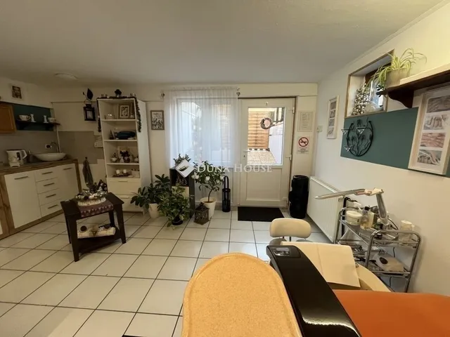 Eladó ház Balatonfűzfő 162 nm