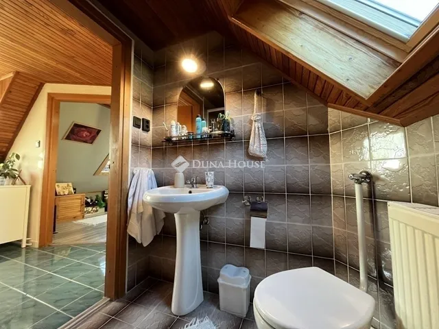 Eladó ház Balatonfűzfő 162 nm