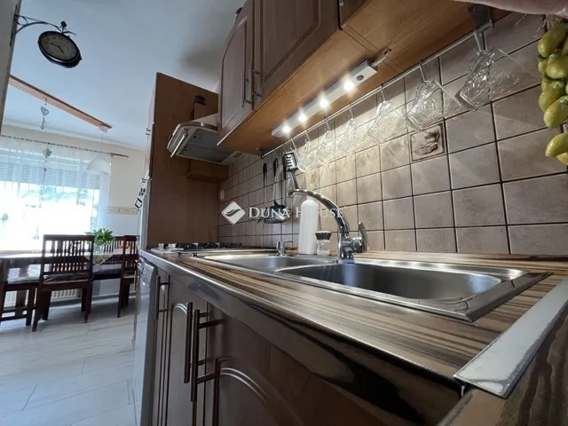 Eladó ház Balatonfűzfő 162 nm