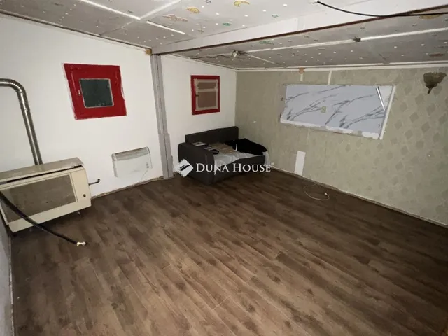 Eladó üdülő és hétvégi ház Velence 55 nm