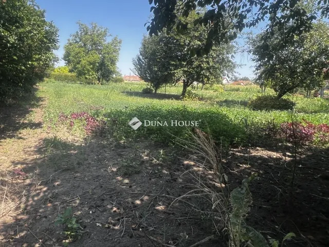 Eladó ház Cece 103 nm