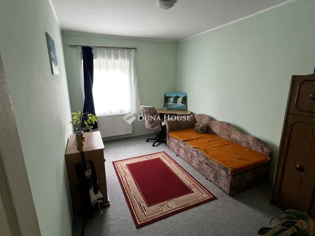 Eladó ház Sárbogárd 183 nm