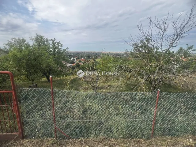 Eladó telek Kulcs 2046 nm