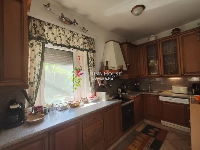 Eladó ház Velence 100 nm