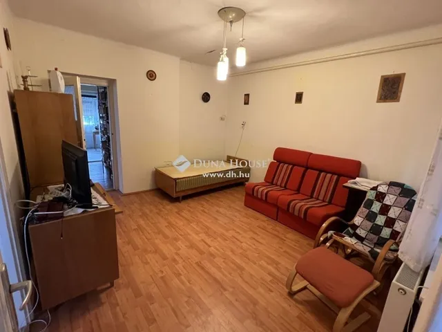 Eladó ház Várpalota 125 nm