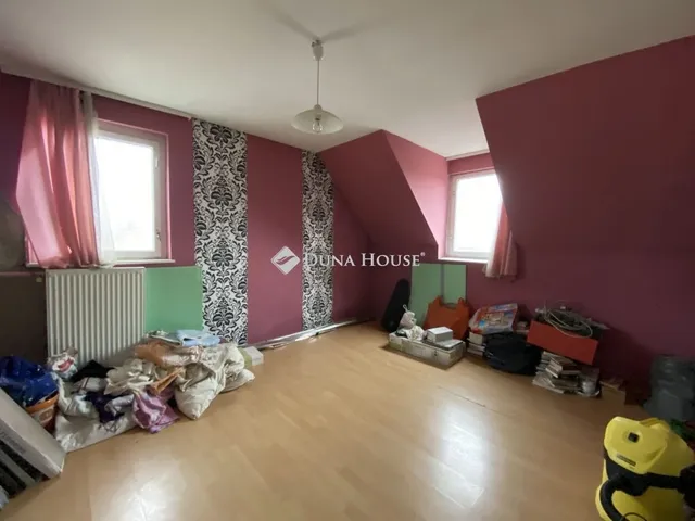 Eladó ház Pétfürdő 142 nm