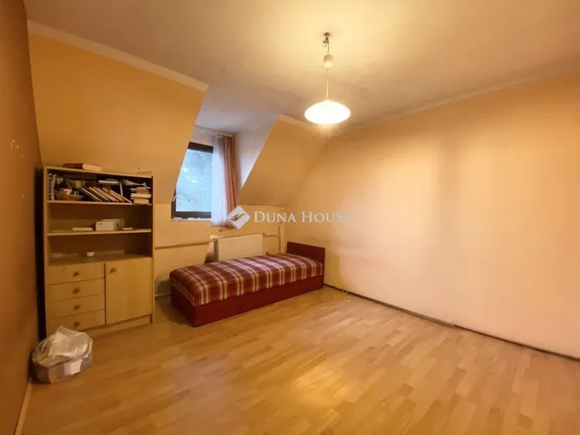 Eladó ház Pétfürdő 142 nm