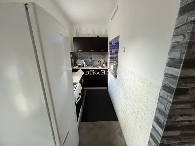 Eladó ház Cece 66 nm