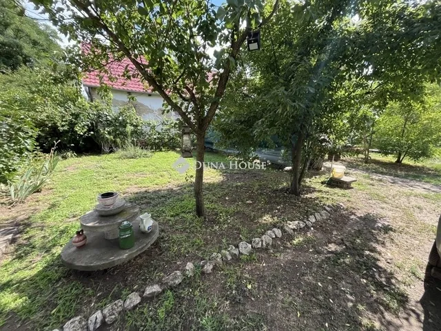 Eladó ház Cece 66 nm