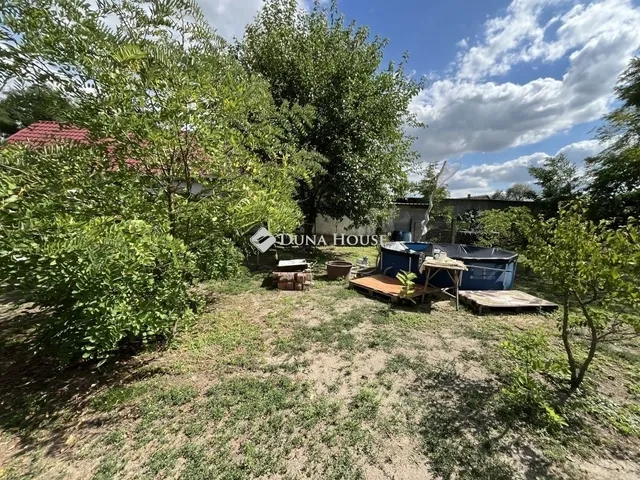 Eladó ház Cece 66 nm