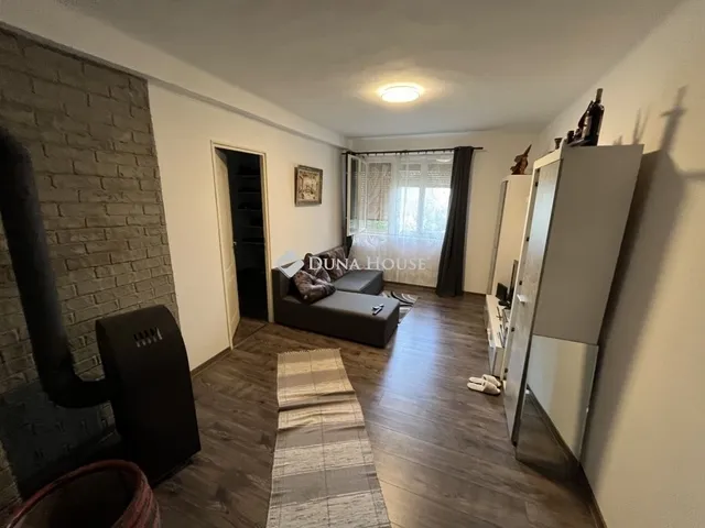 Eladó ház Cece 66 nm