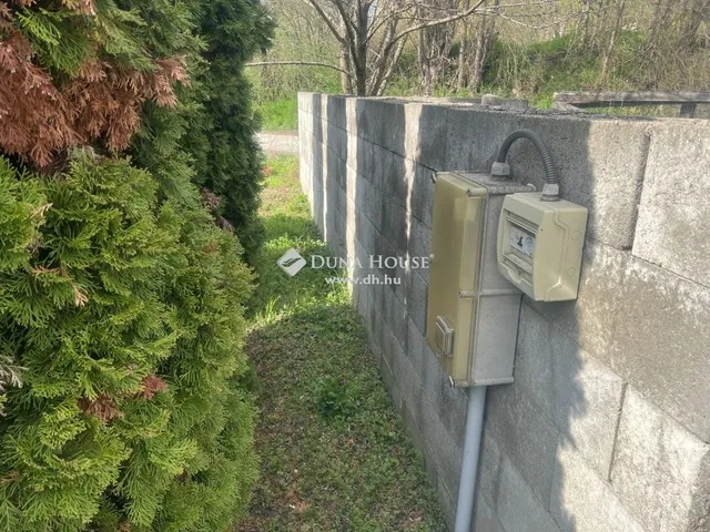 Eladó telek Dunaújváros 961 nm