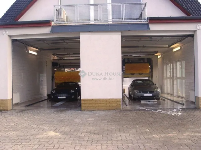 Eladó kereskedelmi és ipari ingatlan Dunaújváros 254 nm