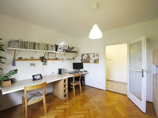 Eladó lakás Dunaújváros 54 nm