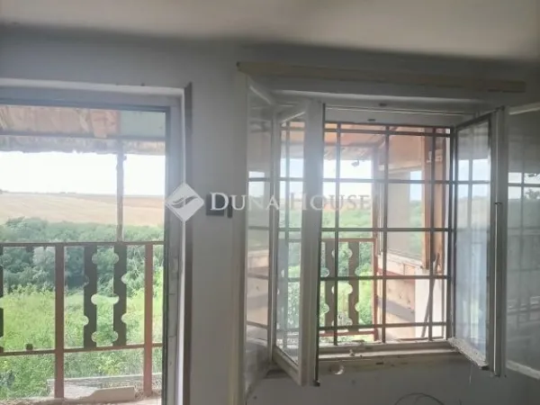 Eladó üdülő és hétvégi ház Adony 30 nm