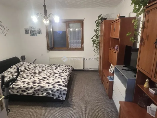Eladó ház Nagykarácsony 112 nm