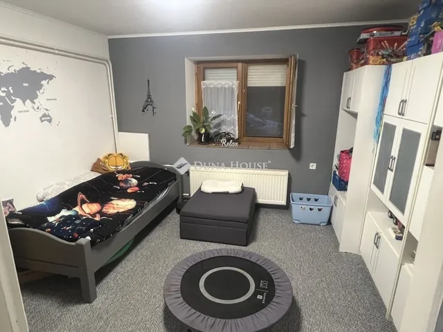 Eladó ház Nagykarácsony 112 nm