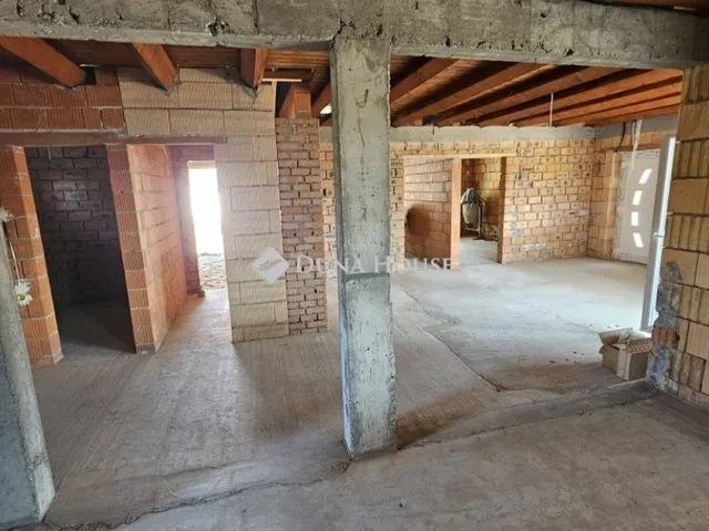 Eladó ház Pálfa 110 nm