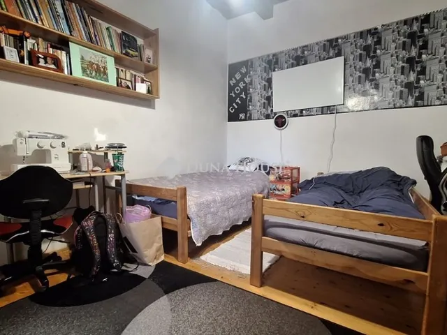 Eladó ház Cece 170 nm