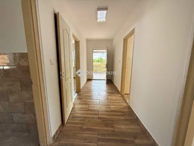 Eladó ház Soponya 74 nm