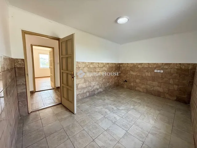 Eladó ház Soponya 74 nm