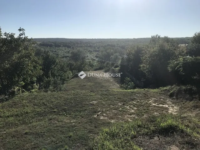 Eladó telek Fehérvárcsurgó 1414 nm