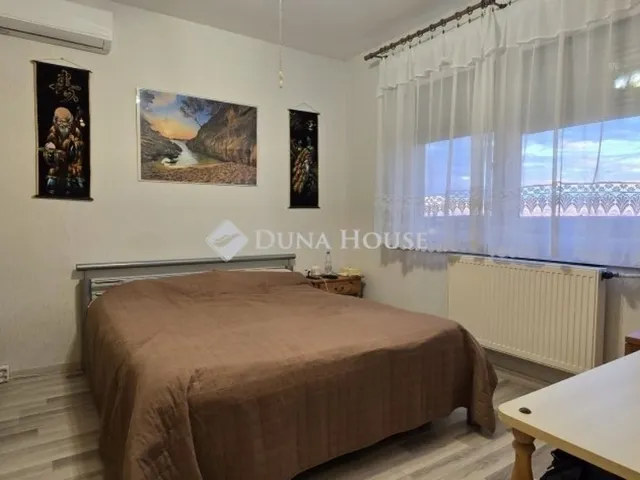 Eladó lakás Székesfehérvár, Tóváros 52 nm