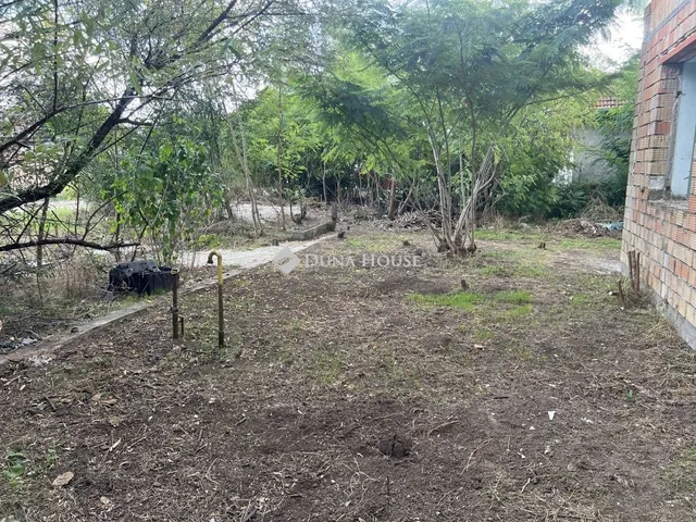 Eladó telek Ercsi 1962 nm