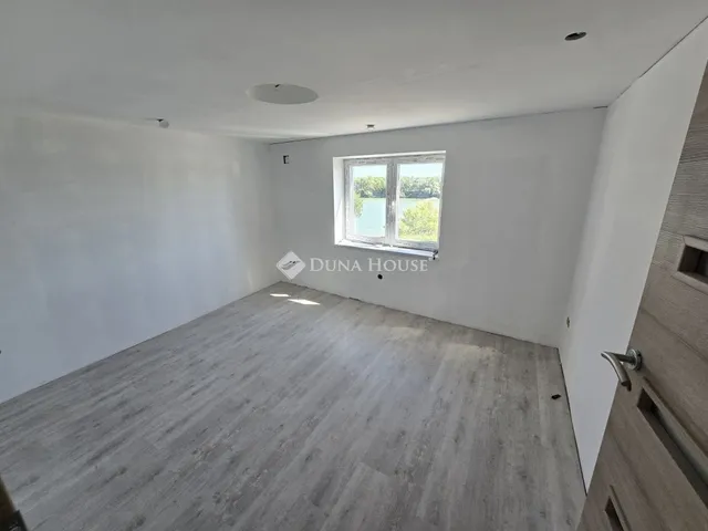 Eladó ház Ercsi 45 nm