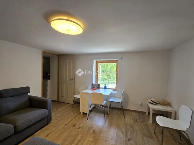 Eladó ház Füle 74 nm