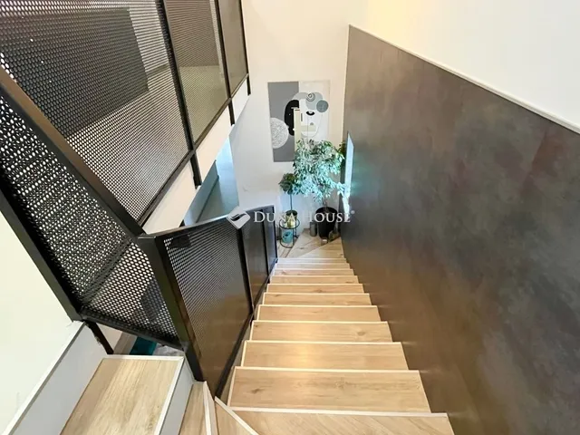 Eladó ház Székesfehérvár, Maroshegy 217 nm