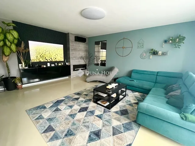 Eladó ház Székesfehérvár, Maroshegy 217 nm