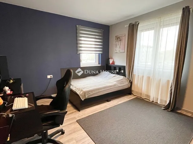 Eladó ház Székesfehérvár, Maroshegy 217 nm