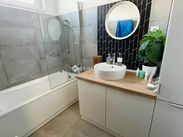 Eladó ház Székesfehérvár, Maroshegy 217 nm