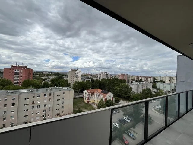 Eladó lakás Székesfehérvár 74 nm