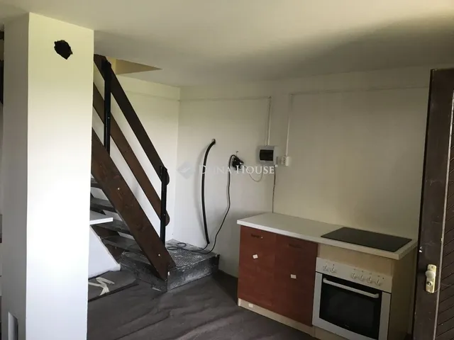 Eladó telek Zámoly 2716 nm