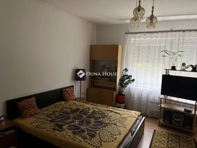 Eladó ház Enying 130 nm