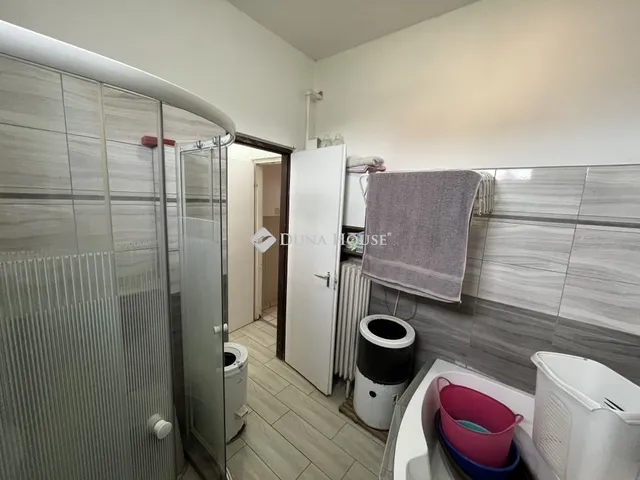 Eladó ház Enying 130 nm