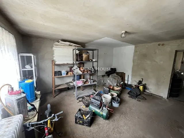 Eladó ház Enying 130 nm