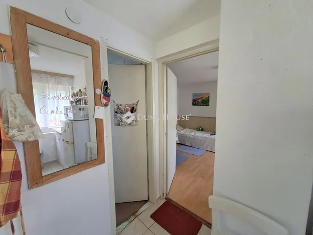 Eladó ház Kulcs 45 nm