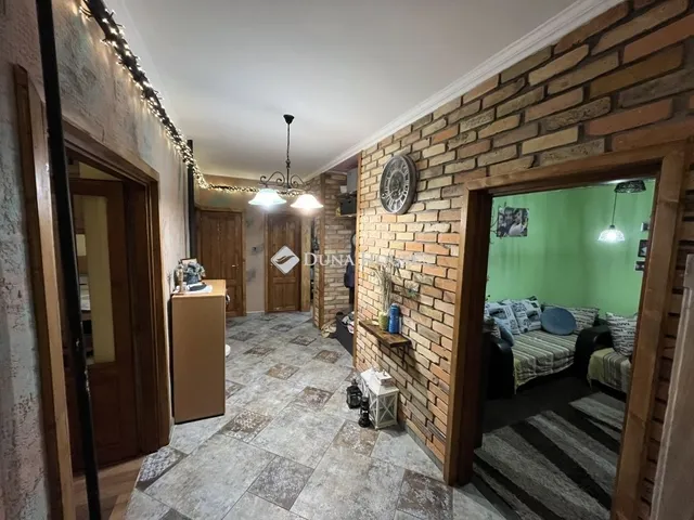 Eladó ház Perkáta 156 nm