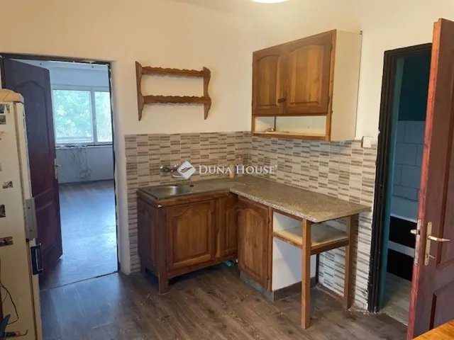 Eladó ház Borzavár 42 nm