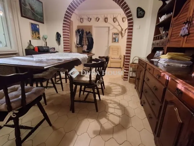 Eladó ház Cece 103 nm