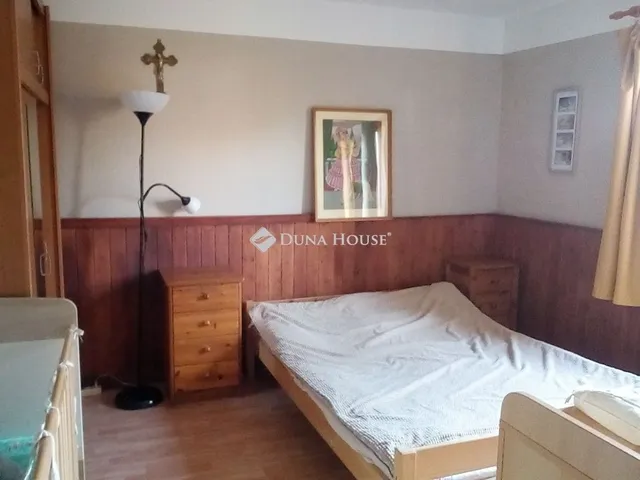 Eladó ház Kulcs 166 nm