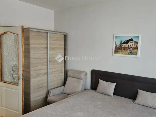 Eladó ház Székesfehérvár 280 nm