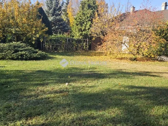 Eladó ház Székesfehérvár 280 nm