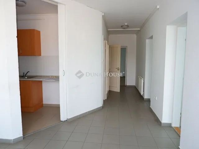 Eladó lakás Kápolnásnyék 93 nm