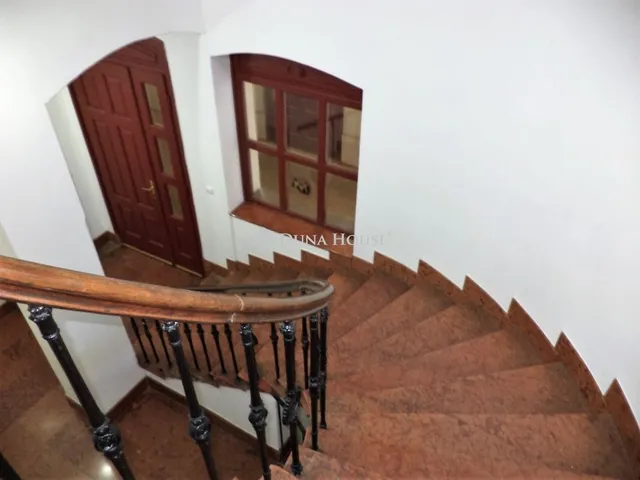 Eladó lakás Székesfehérvár 146 nm