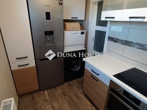 Eladó lakás Székesfehérvár 60 nm